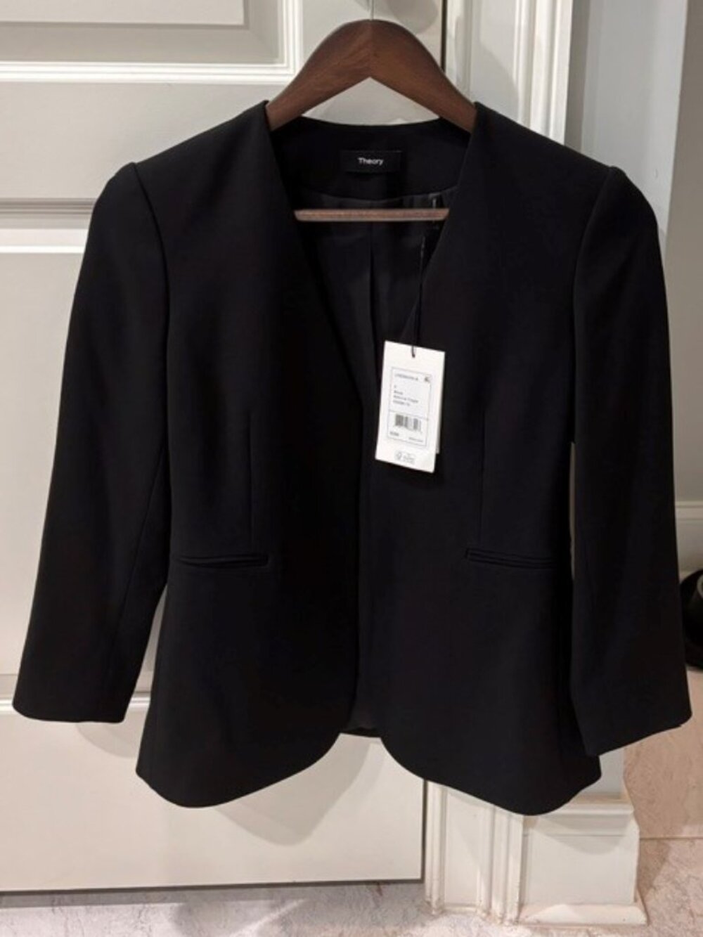 Theory Lindrayia B Blazer in Black Admiral Crepe — Size 0 — New With Tags NWT